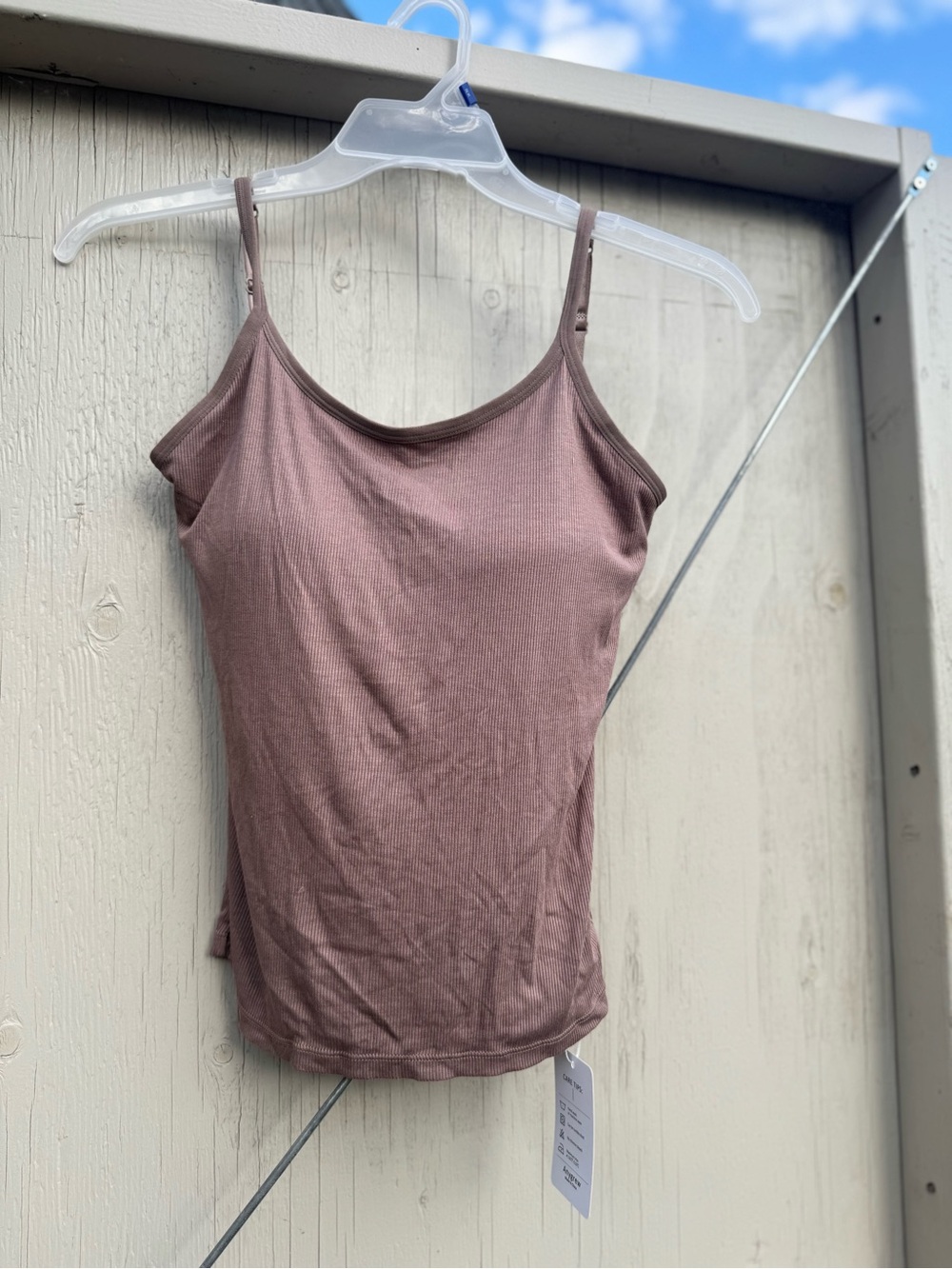 Women’s Ribbed Spaghetti Strap padded Tank Top - brown